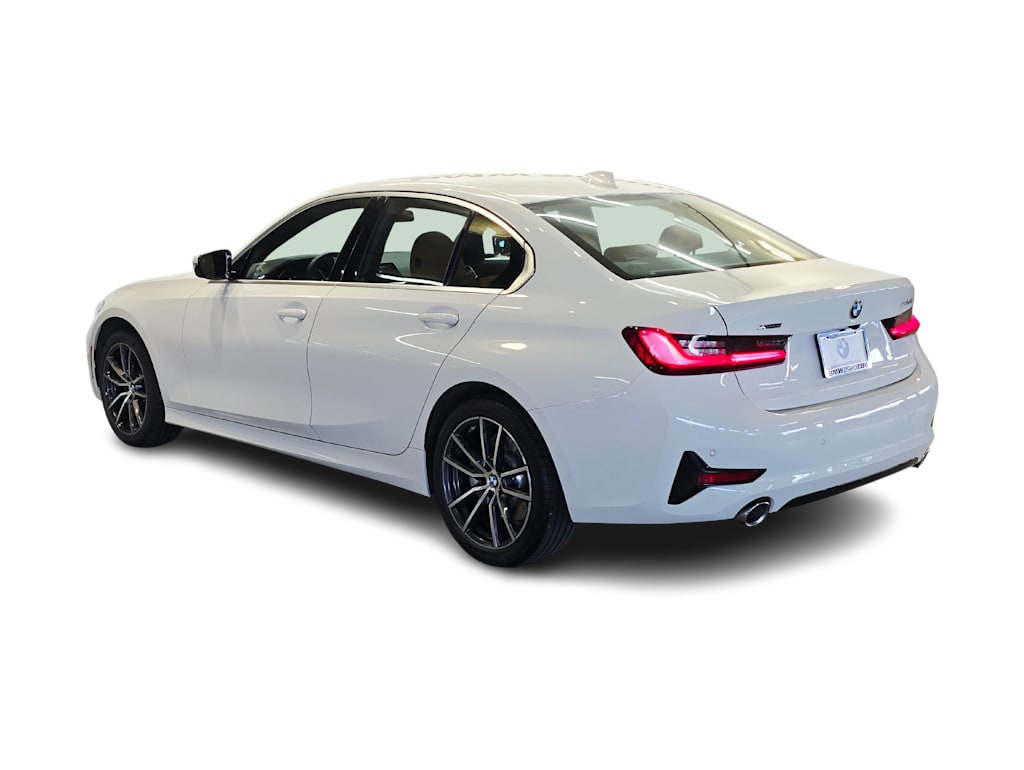 Thumbnail: 2022 BMW 3 Series - 4
