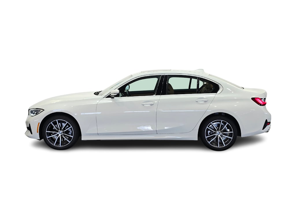 Thumbnail: 2022 BMW 3 Series - 3