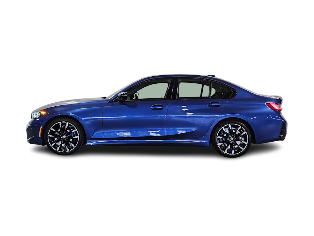 Thumbnail: 2025 BMW 3 Series - 3