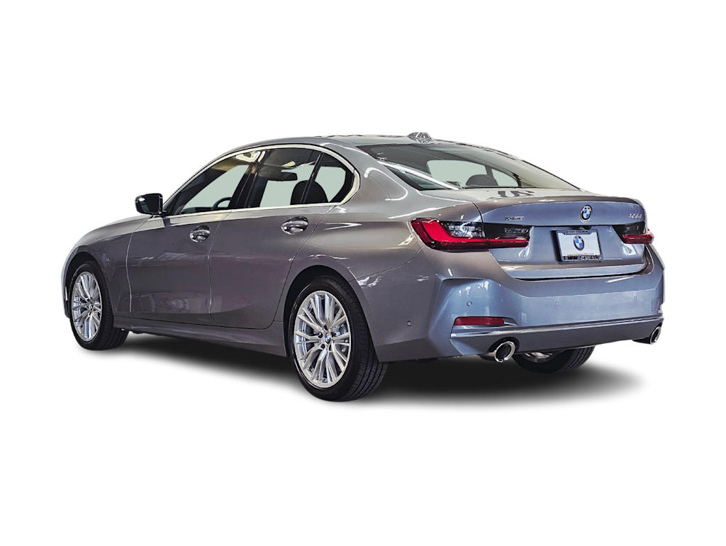 Thumbnail: 2024 BMW 3 Series - 4