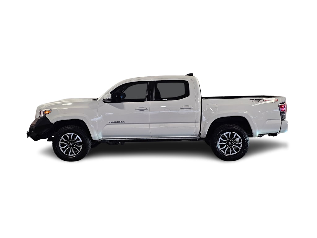 Thumbnail: 2021 Toyota Tacoma - 3