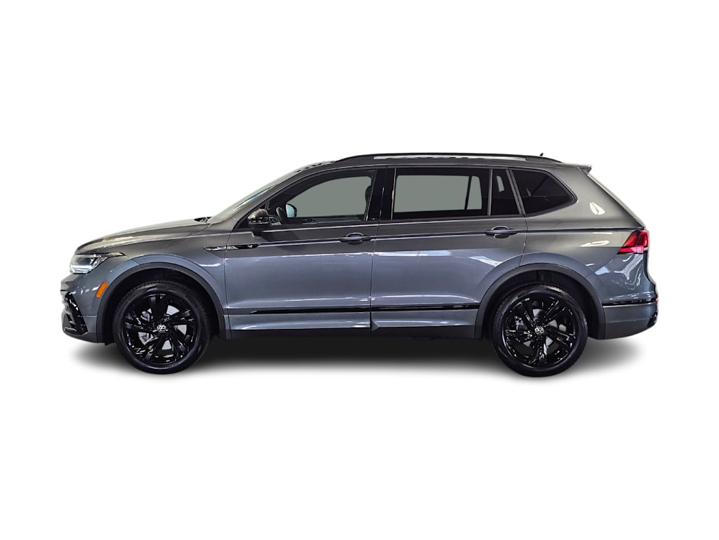 Thumbnail: 2024 Volkswagen Tiguan - 3