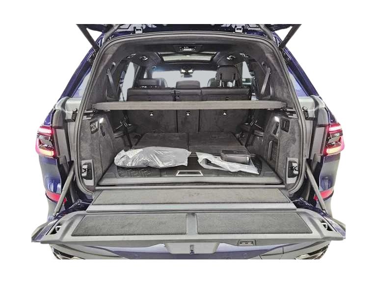Thumbnail: 2026 BMW X7 - 18