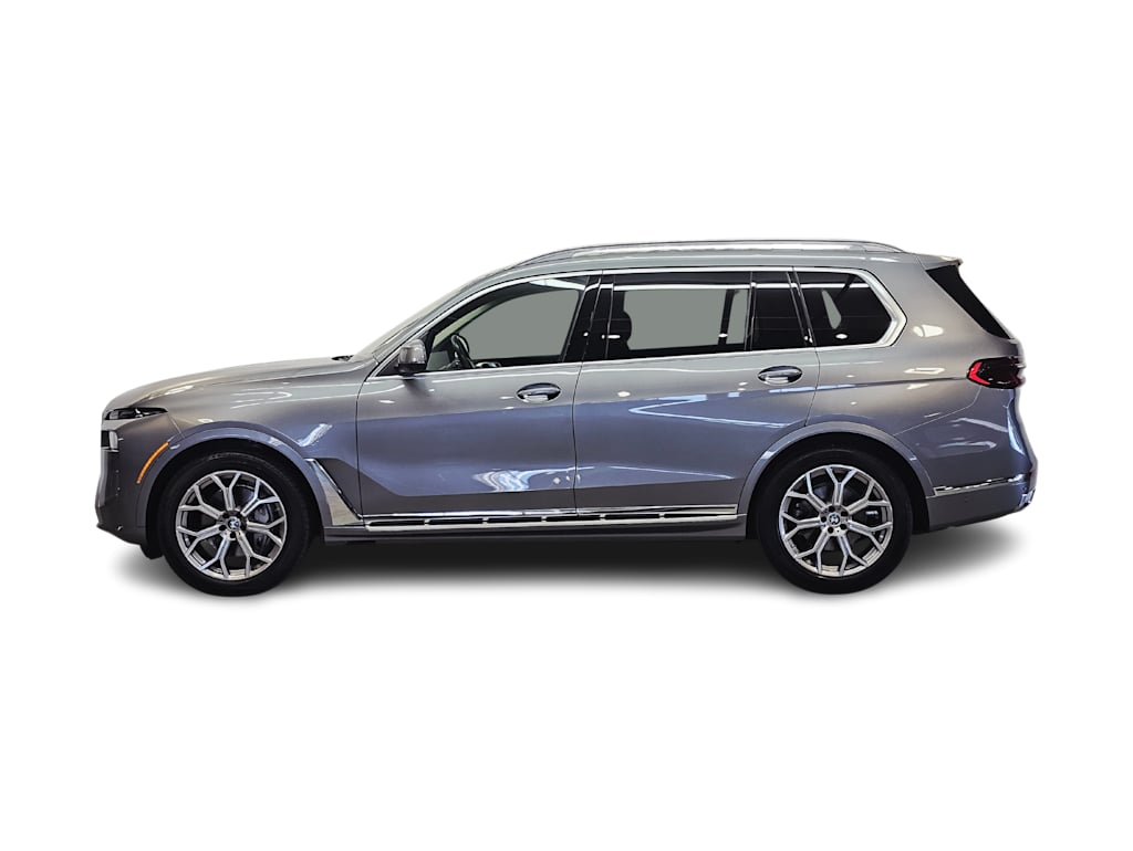 Thumbnail: 2024 BMW X7 - 3