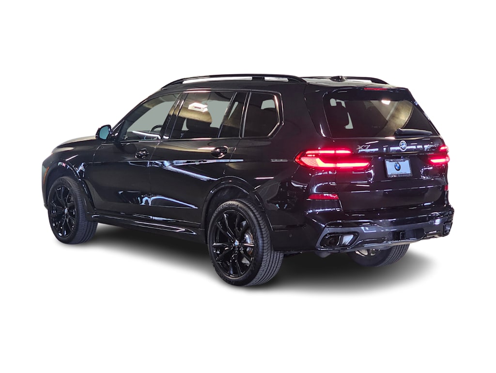 Thumbnail: 2024 BMW X7 - 4