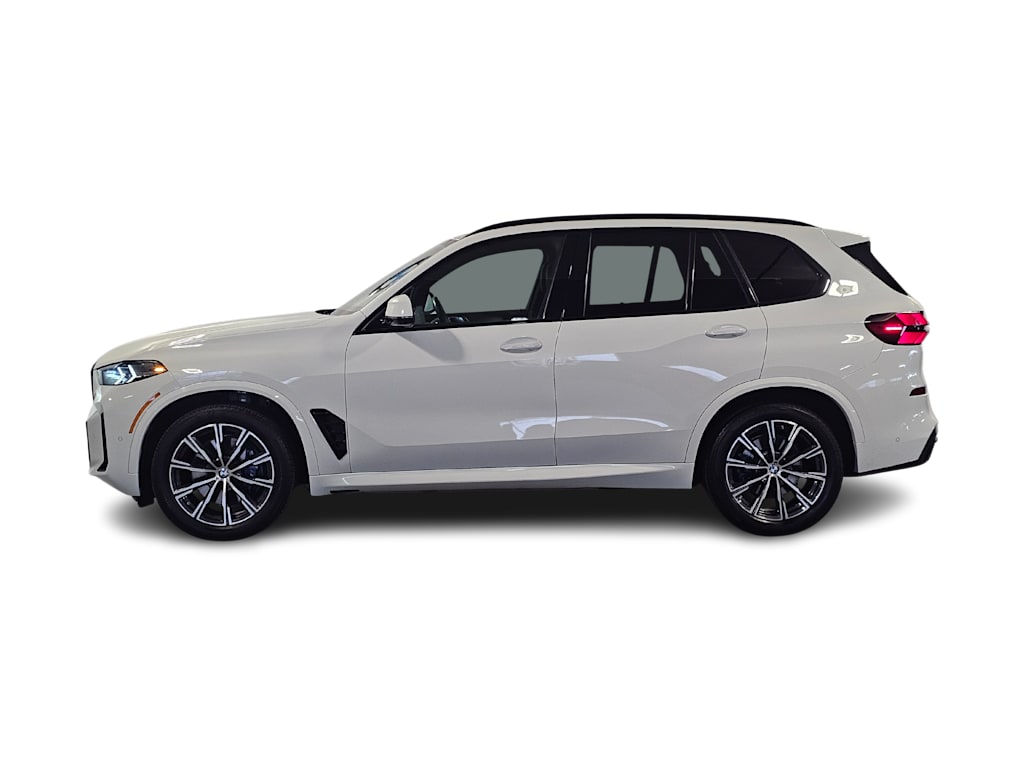 Thumbnail: 2024 BMW X5 - 3