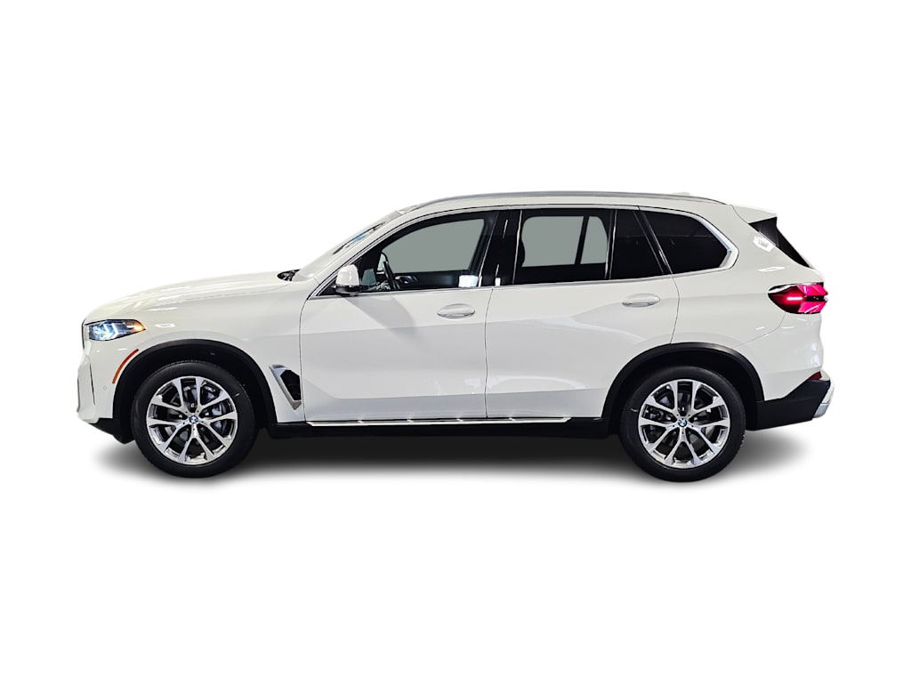 Thumbnail: 2024 BMW X5 - 3