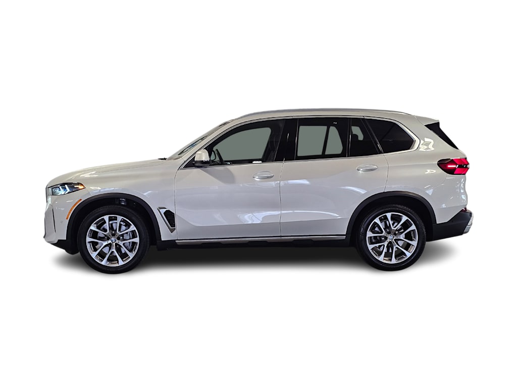 Thumbnail: 2024 BMW X5 - 3