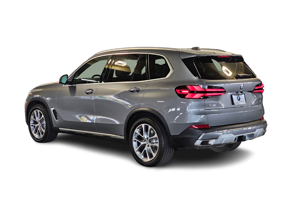 Thumbnail: 2026 BMW X5 - 4