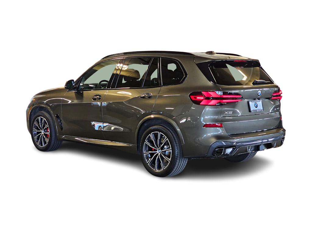 Thumbnail: 2026 BMW X5 - 4