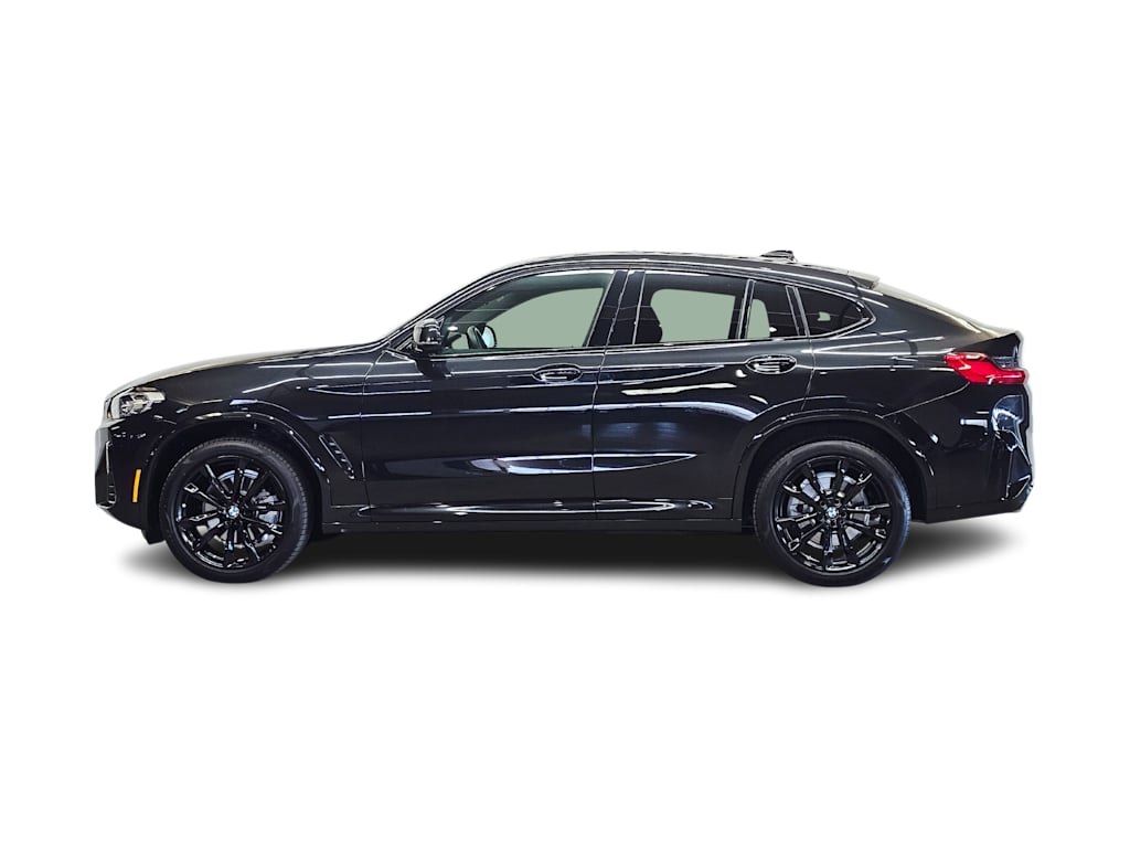 Thumbnail: 2022 BMW X4 - 3