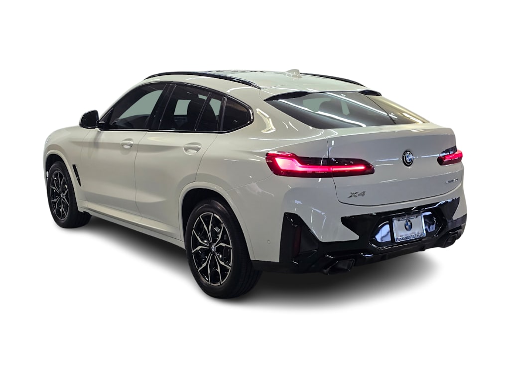 Thumbnail: 2024 BMW X4 - 4