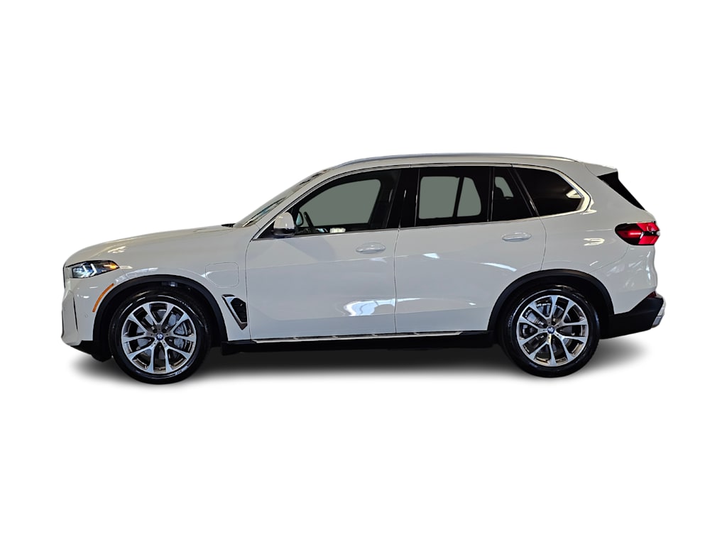 Thumbnail: 2024 BMW X5 - 21