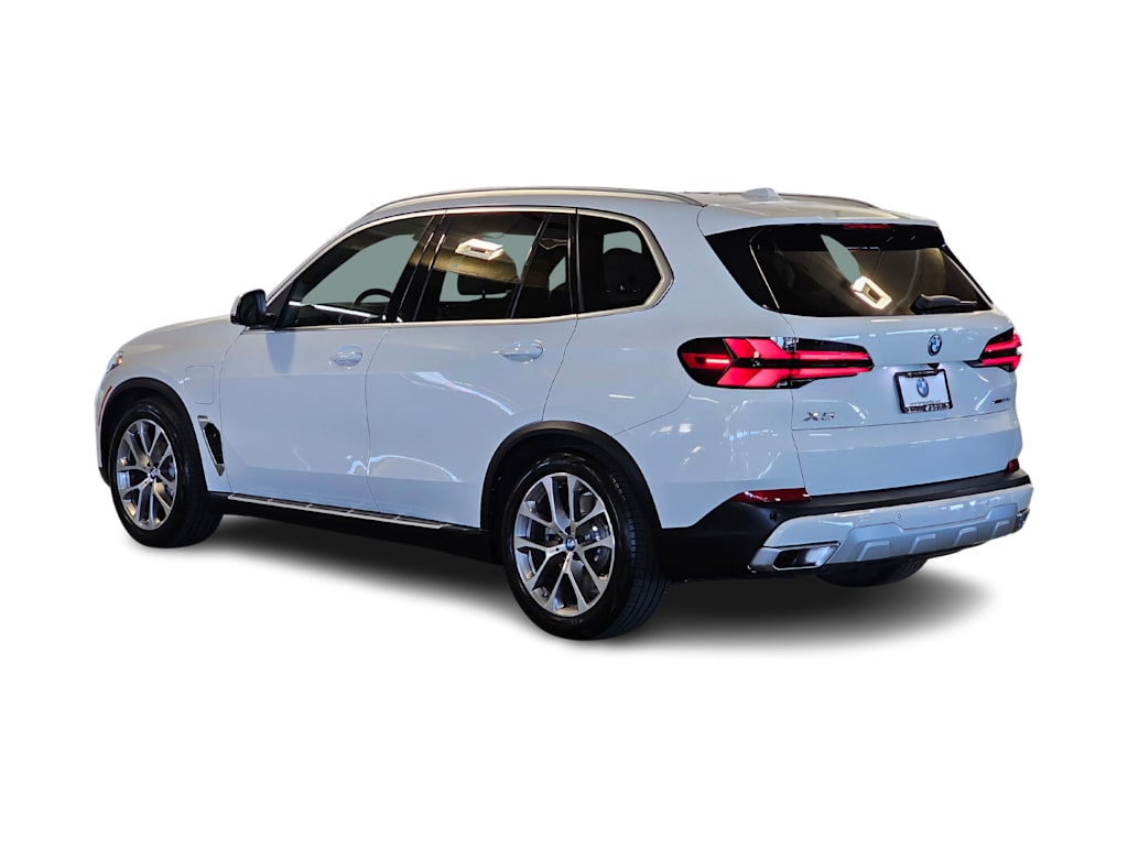 Thumbnail: 2024 BMW X5 - 4