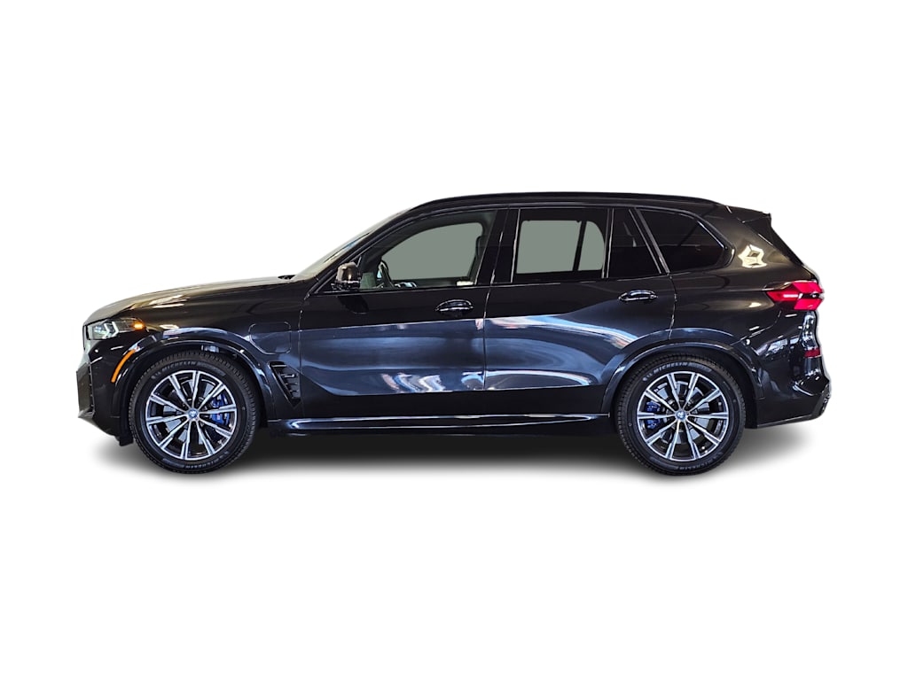Thumbnail: 2024 BMW X5 - 3