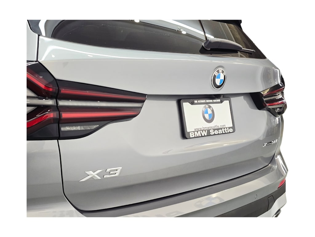 Thumbnail: 2024 BMW X3 - 21