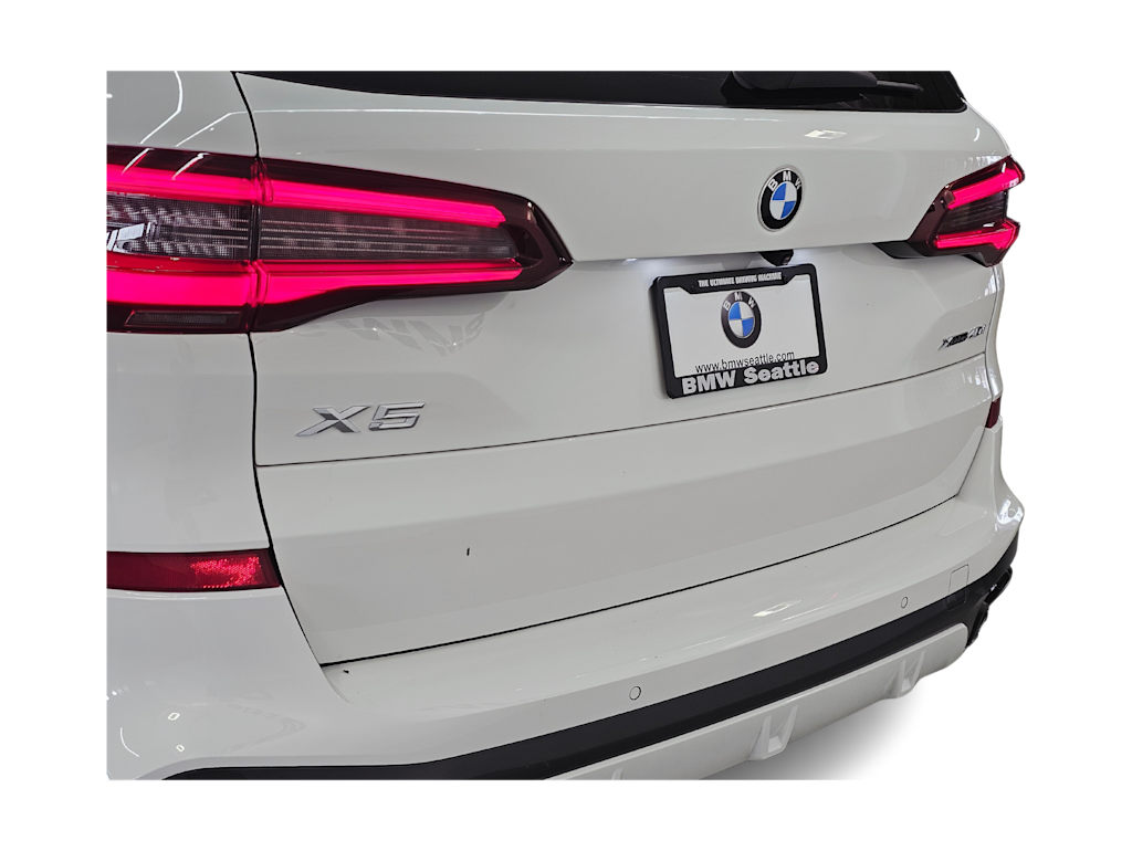 Thumbnail: 2022 BMW X5 - 19