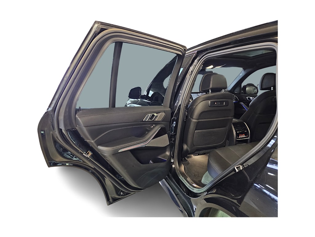 Thumbnail: 2021 BMW X5 - 28