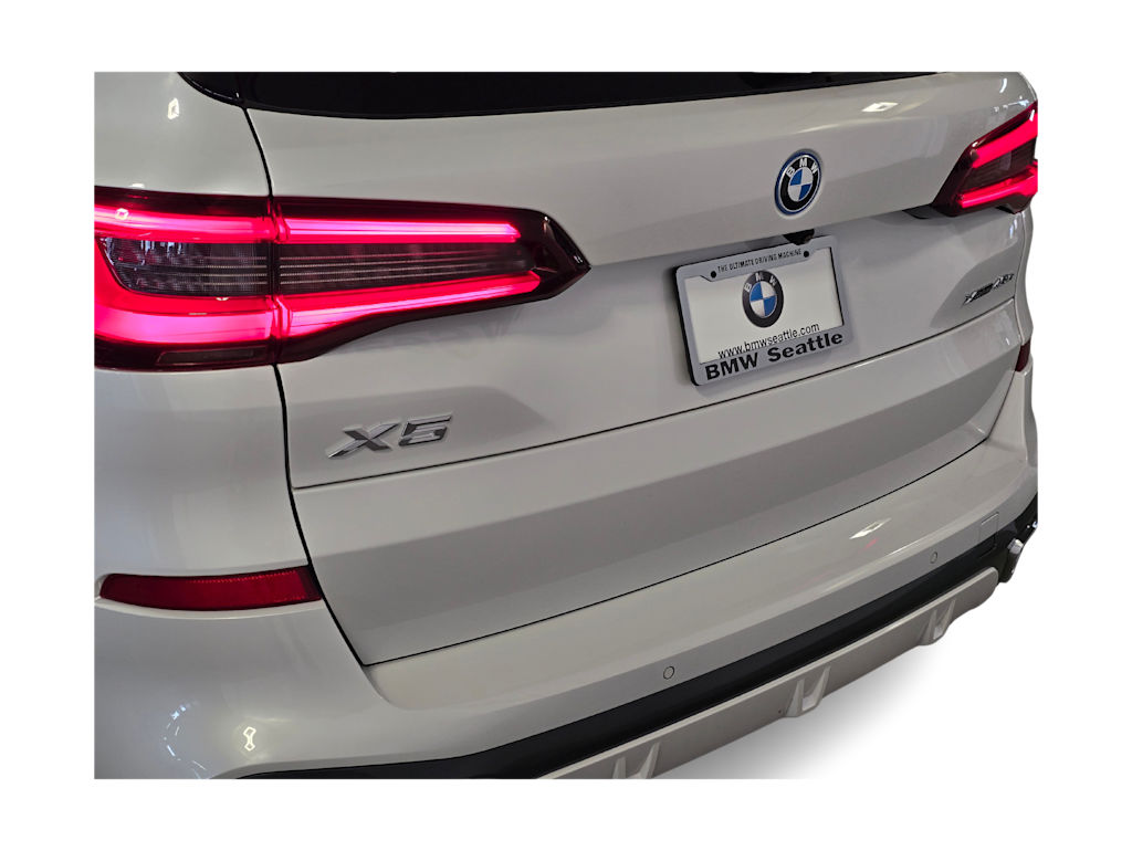Thumbnail: 2022 BMW X5 - 21