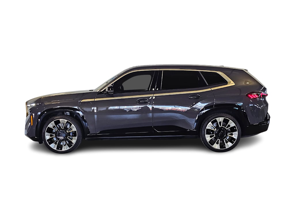 Thumbnail: 2023 BMW XM - 3