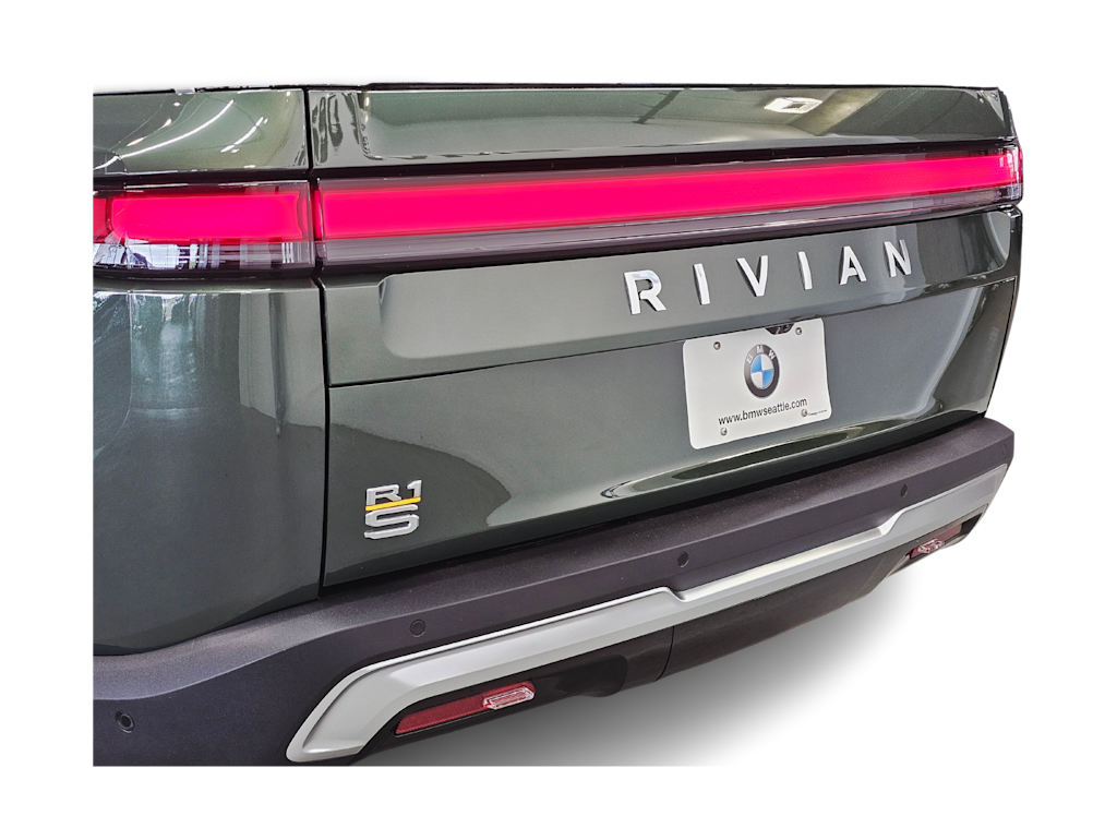 Thumbnail: 2023 Rivian R1S - 21