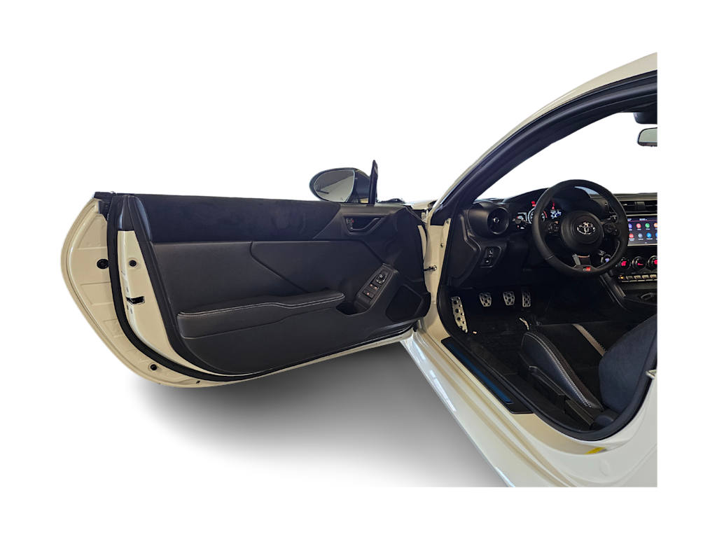 Thumbnail: 2024 Toyota GR86 - 29