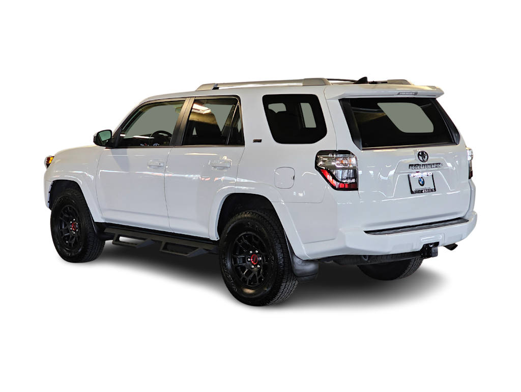 Thumbnail: 2018 Toyota 4Runner - 4