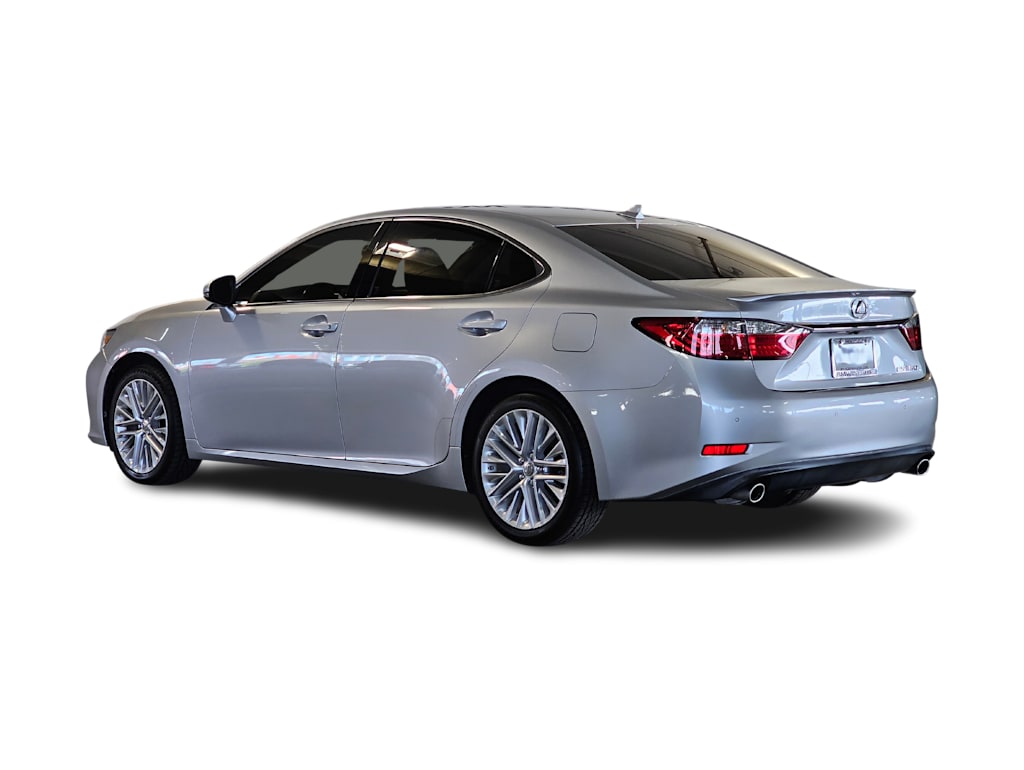 Thumbnail: 2013 Lexus ES - 4