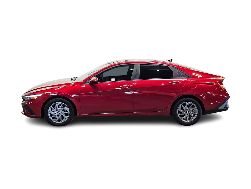 Thumbnail: 2024 Hyundai Elantra - 3