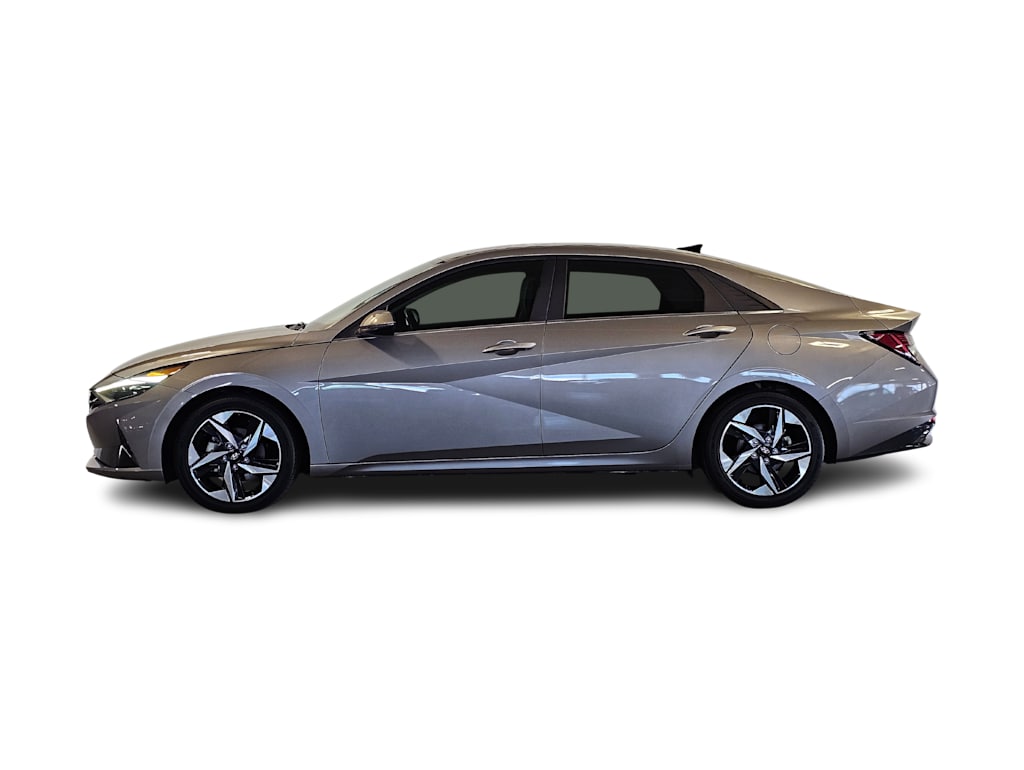 Thumbnail: 2022 Hyundai Elantra - 3
