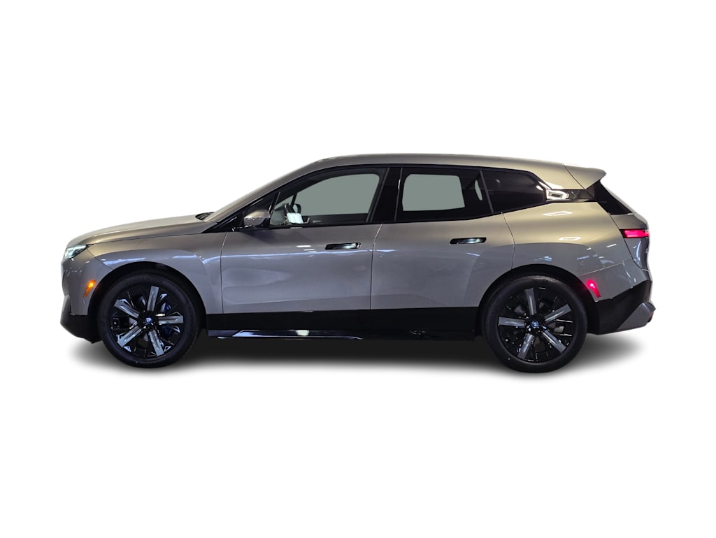 Thumbnail: 2024 BMW iX - 3