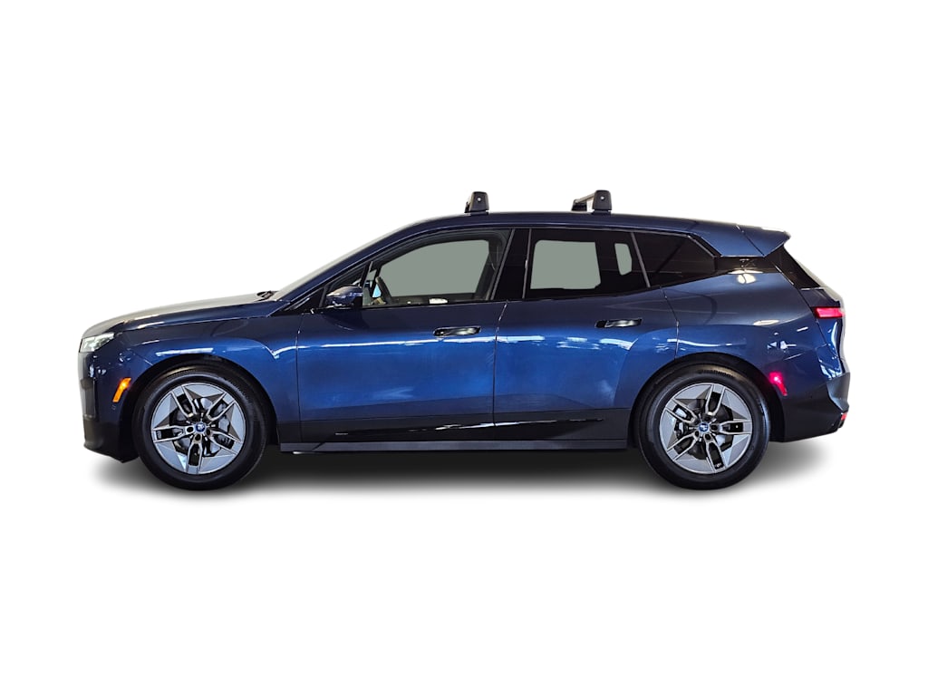 Thumbnail: 2023 BMW iX - 3