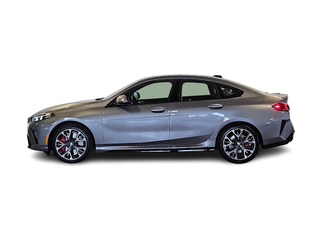 Thumbnail: 2025 BMW 2 Series - 3