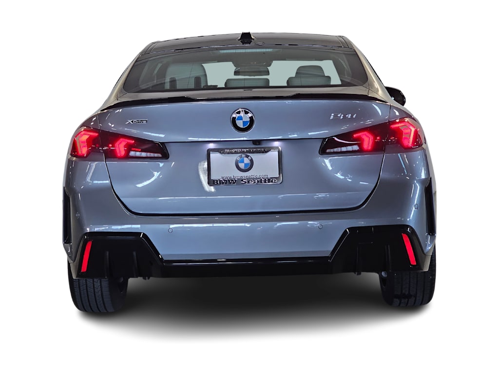 Thumbnail: 2025 BMW 2 Series - 5