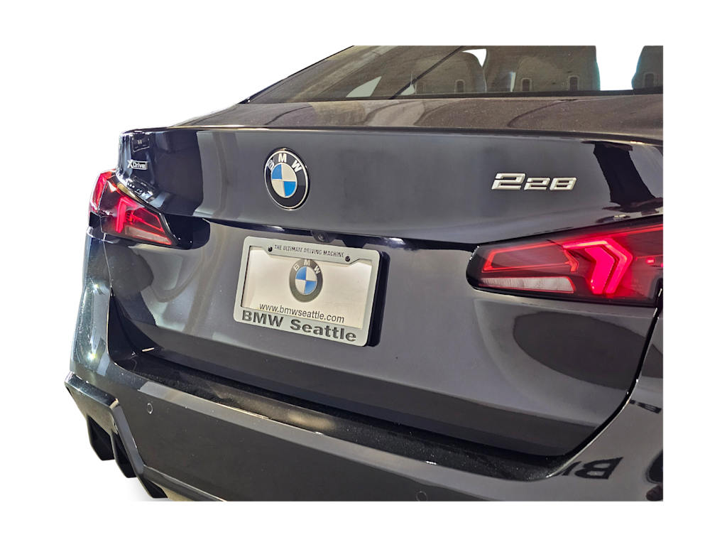 Thumbnail: 2025 BMW 2 Series - 21