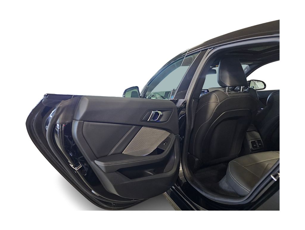 Thumbnail: 2025 BMW 2 Series - 31