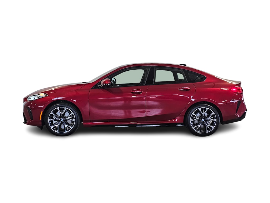 Thumbnail: 2025 BMW 2 Series - 3