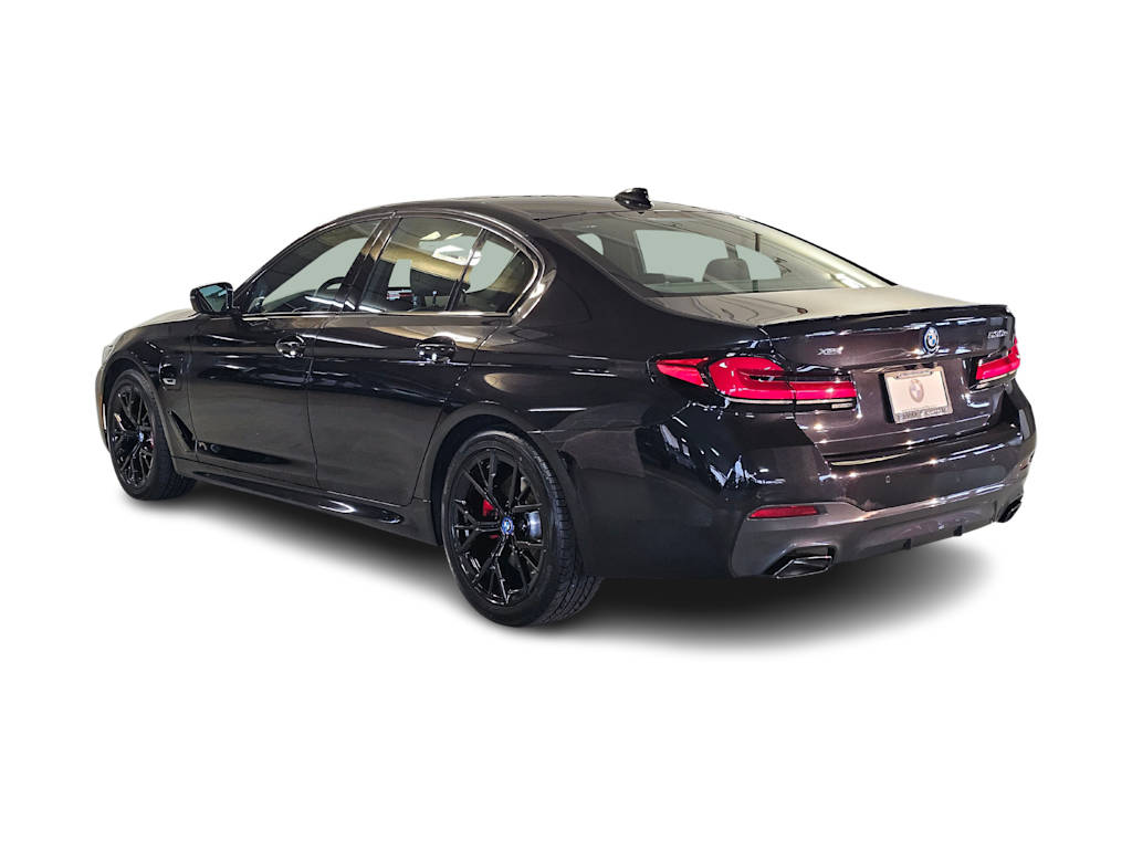 Thumbnail: 2023 BMW 5 Series - 4