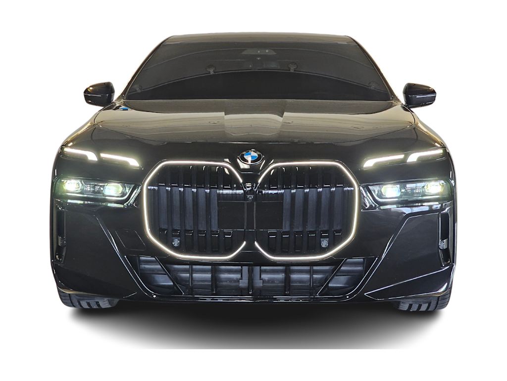 Thumbnail: 2025 BMW 7 Series - 6