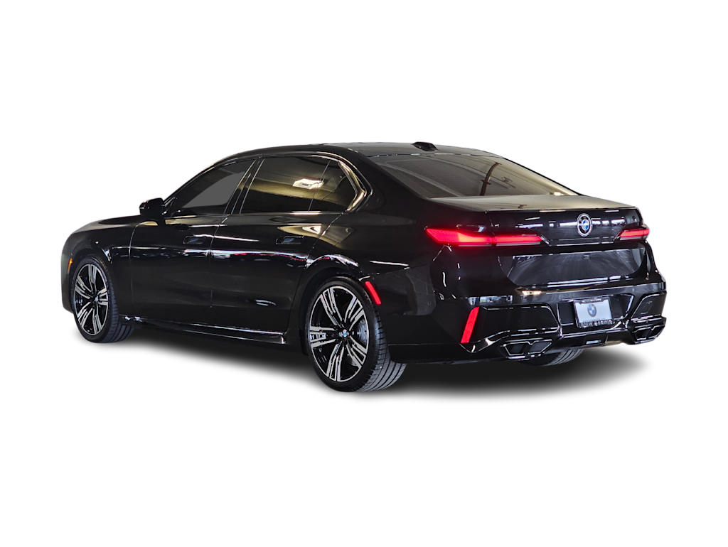 Thumbnail: 2025 BMW 7 Series - 4