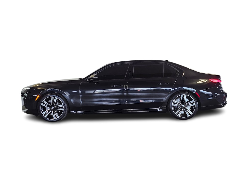 Thumbnail: 2025 BMW 7 Series - 3