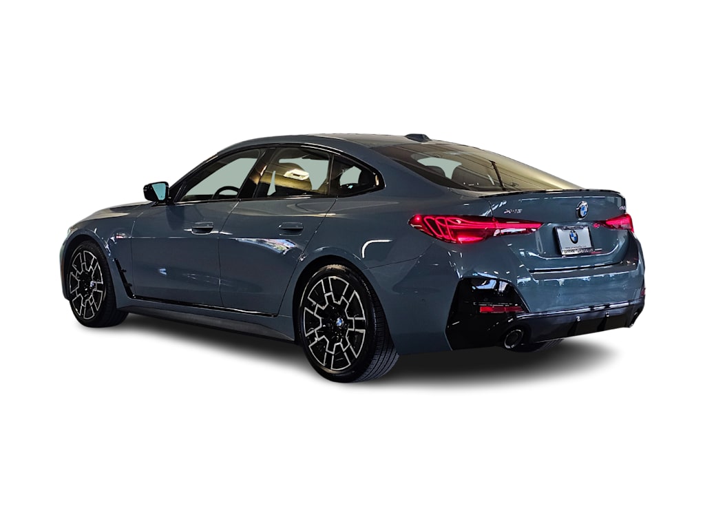 Thumbnail: 2025 BMW 4 Series - 4