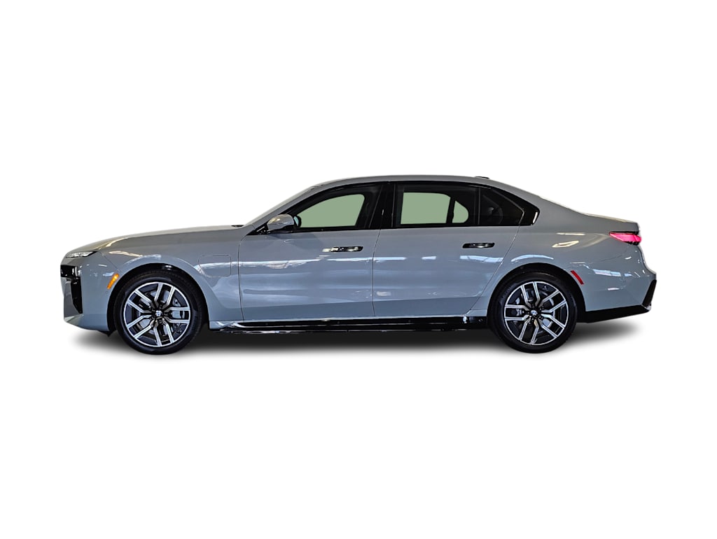 Thumbnail: 2025 BMW 7 Series - 3