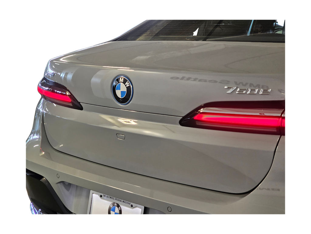 Thumbnail: 2025 BMW 7 Series - 20