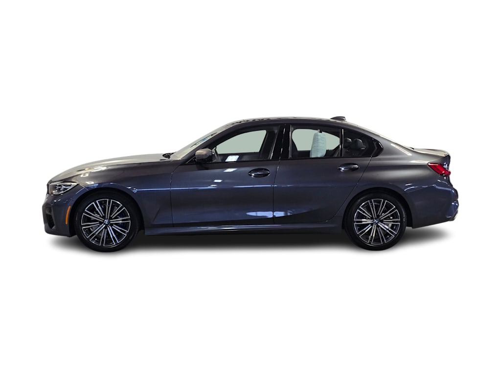 Thumbnail: 2021 BMW 3 Series - 3