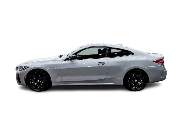 Thumbnail: 2025 BMW 4 Series - 3
