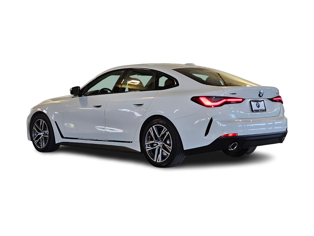 Thumbnail: 2023 BMW 4 Series - 4