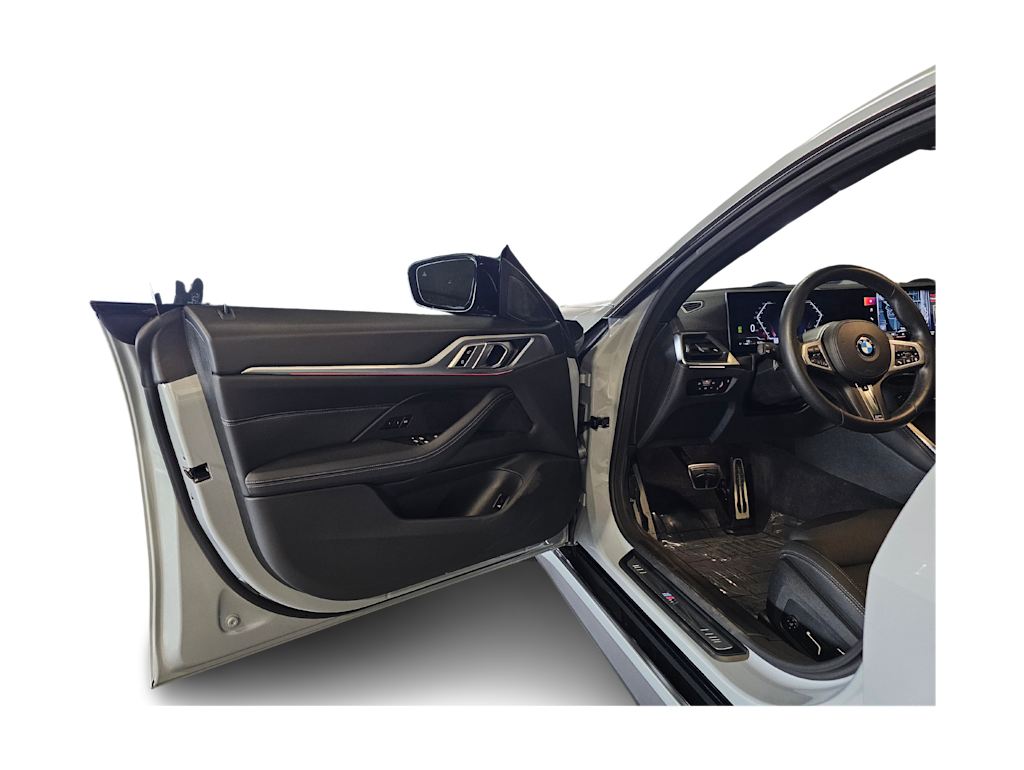 Thumbnail: 2024 BMW 4 Series - 31