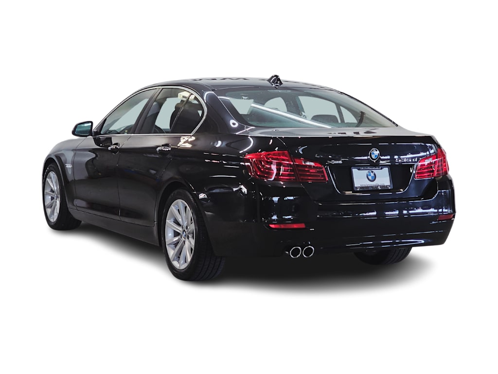 Thumbnail: 2015 BMW 5 Series - 4
