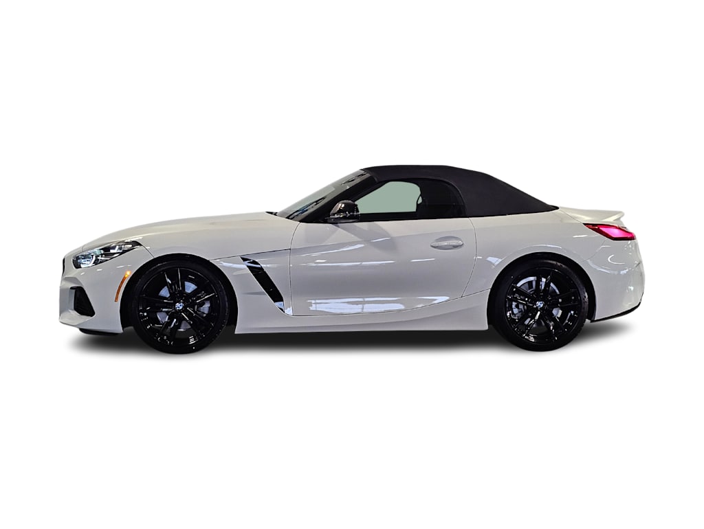 Thumbnail: 2022 BMW Z4 - 3